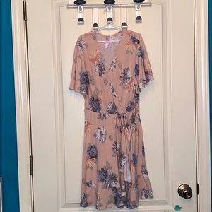 alya (Francesca’s) floral wrap dress